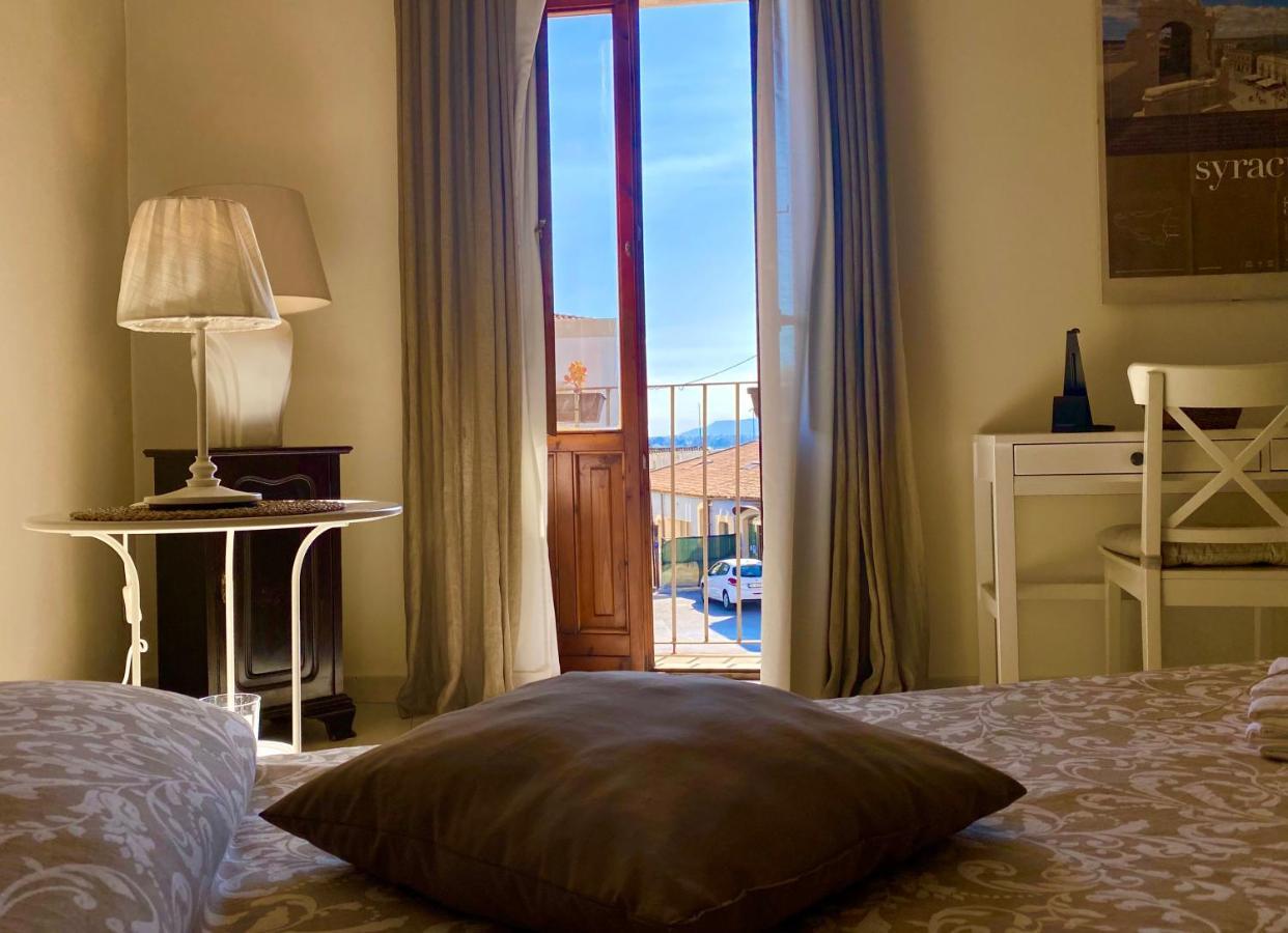 Il Filo Di Arianna, Ad Un Passo Da Tutto Appartement Syracuse